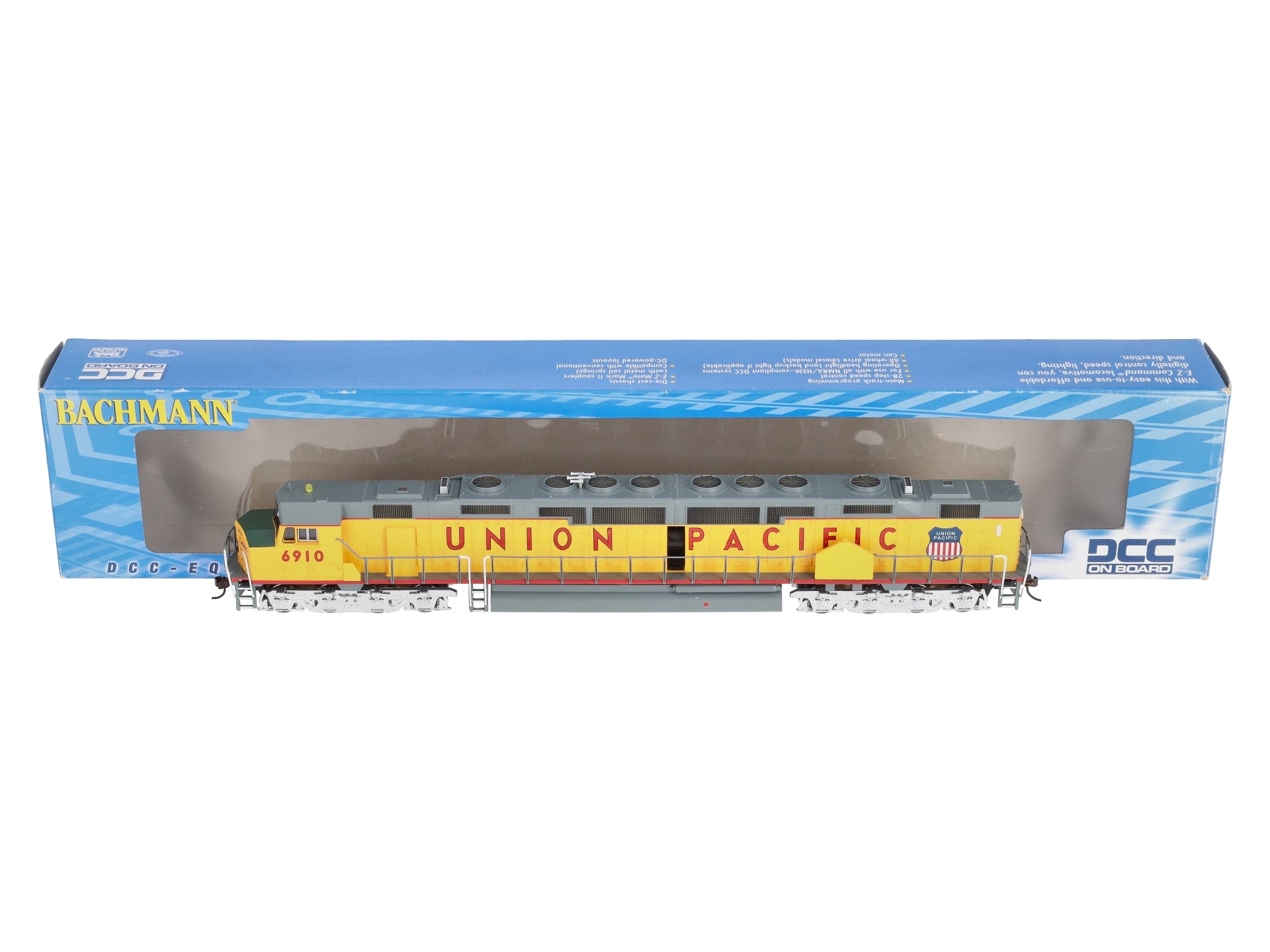 Bachmann 62106 HO Union Pacific EMD DD40AX Diesel Locomotive w/DCC #6910