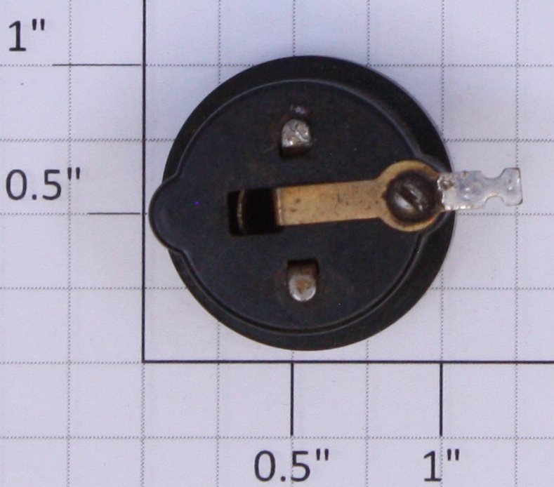 Lionel R-46 Lamp Socket Assembly with Solder Terminal for Lamp Lead
