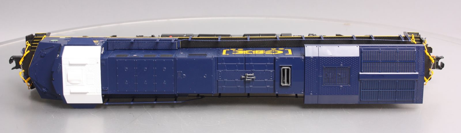 Lionel 2033530 O Gauge CSX ES44AC Diesel Engine #3010 with LEGACY