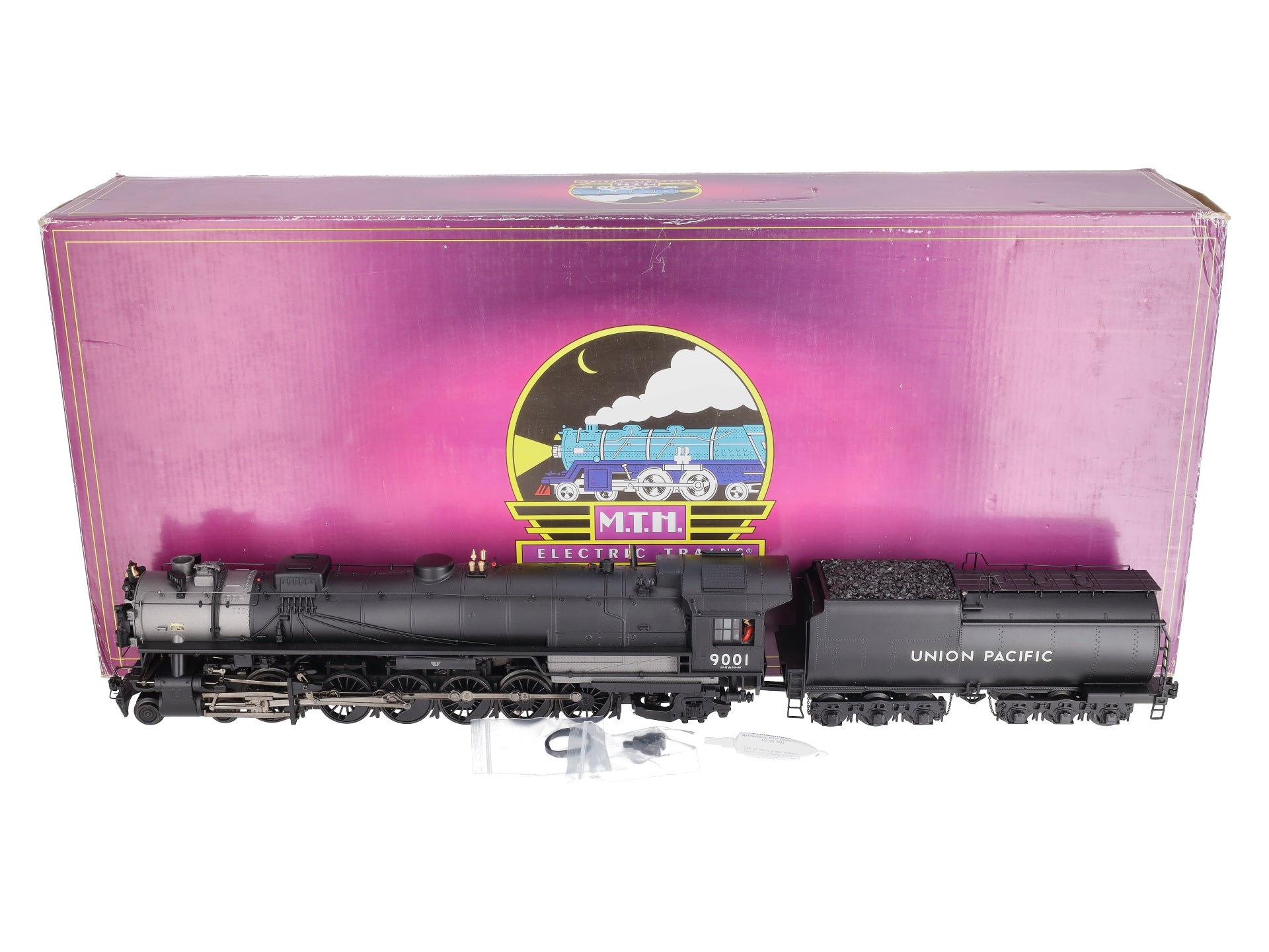 MTH 20-3641-1 O Union Pacific 4-12-2 Steam Engine w/Proto-Sound 3.0 #9000