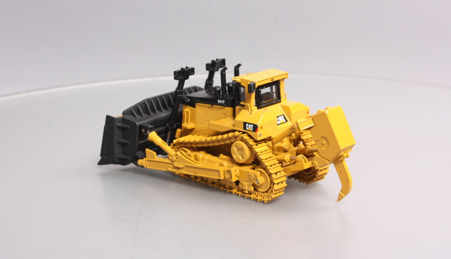 Norscot 55212 1:50 Caterpillar D11T Assembled Track-Type Tractor  MT/Box