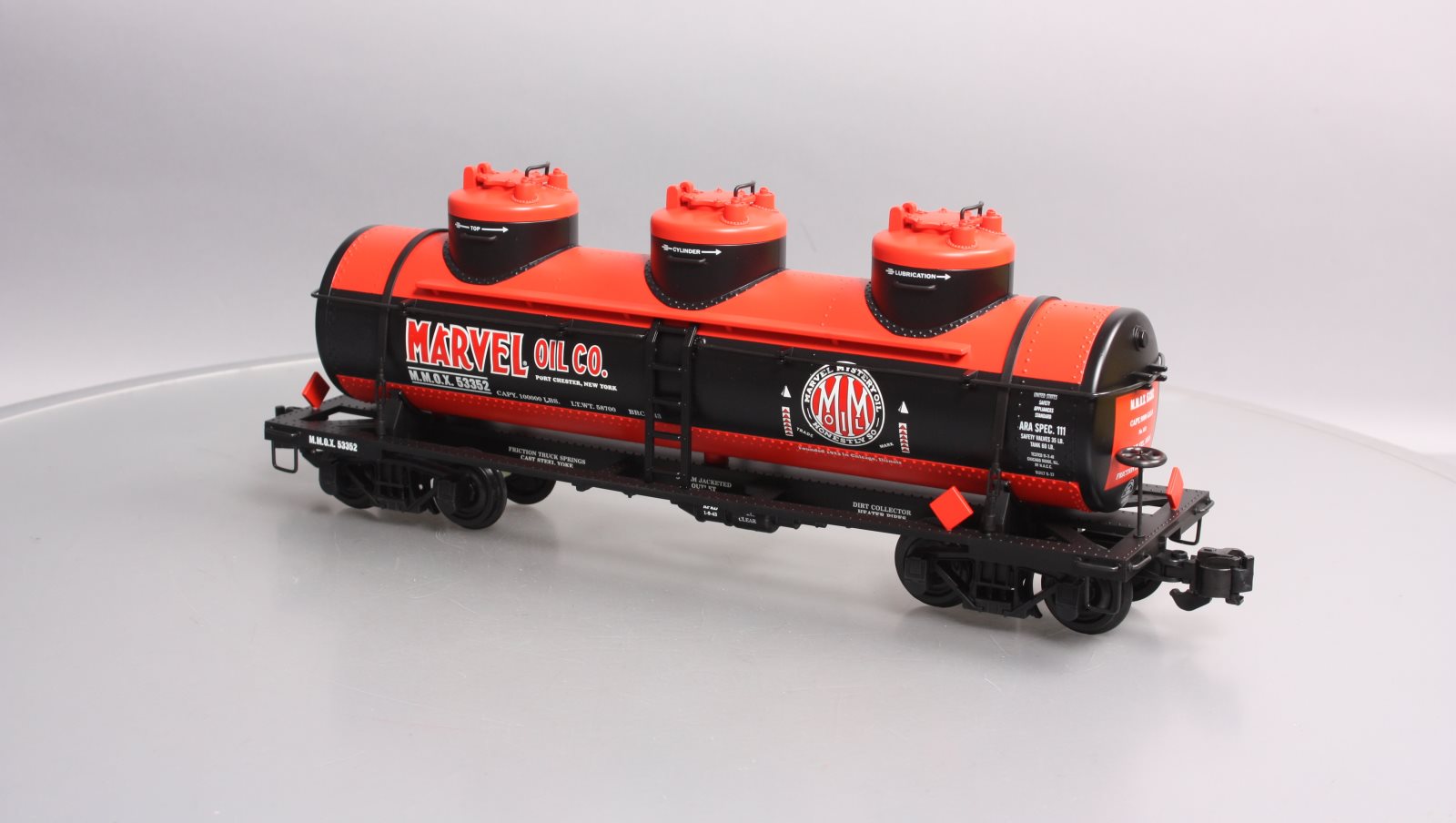 Aristo-Craft 41611 G Gauge Marvel Oil Triple Dome Tank Car #53352