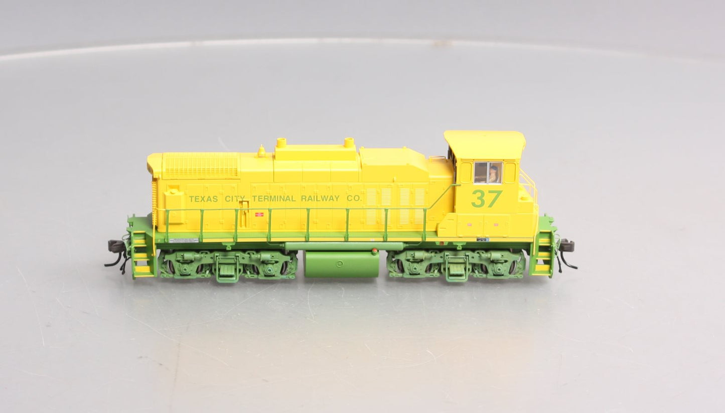 Atlas 9979 HO Texas City Terminal MP15DC Diesel Locomotive #37