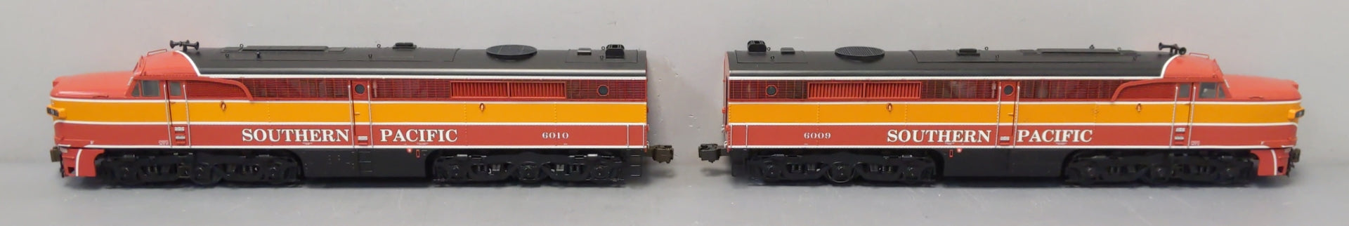 Lionel 6-34564 Southern Pacific Alco PA AA Diesel Locomotive #9