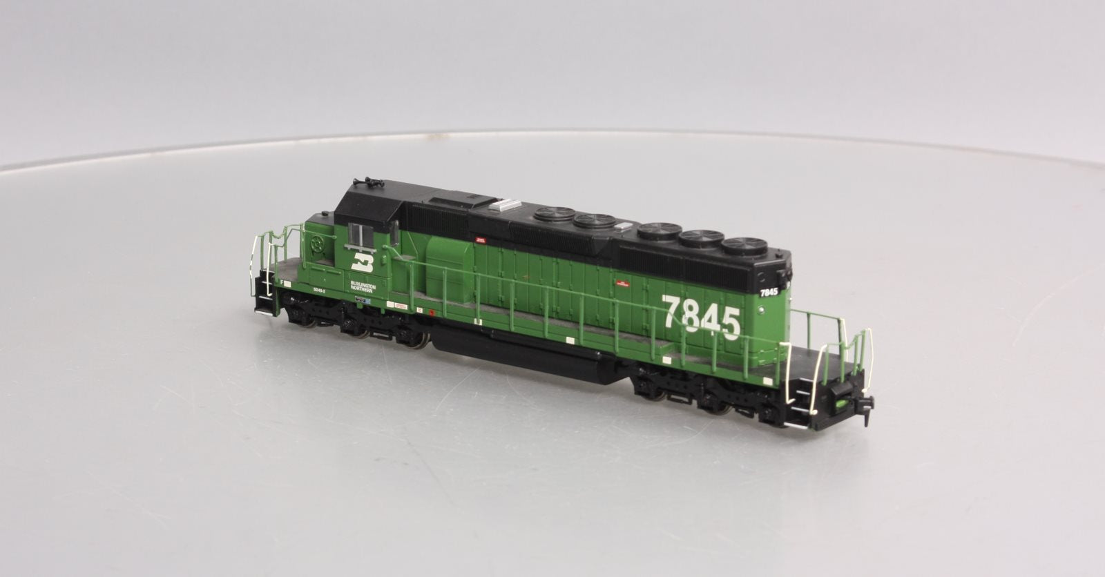 Bachmann 60905 HO Scale BN SD40-2 Diesel Locomotive w/DCC