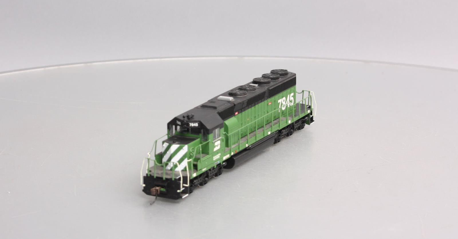 Bachmann 60905 HO Scale BN SD40-2 Diesel Locomotive w/DCC