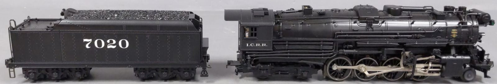 Lionel 6-11391 O Illinois Central 2-8-4 Berkshire Steam Loco #7020 with LEGACY