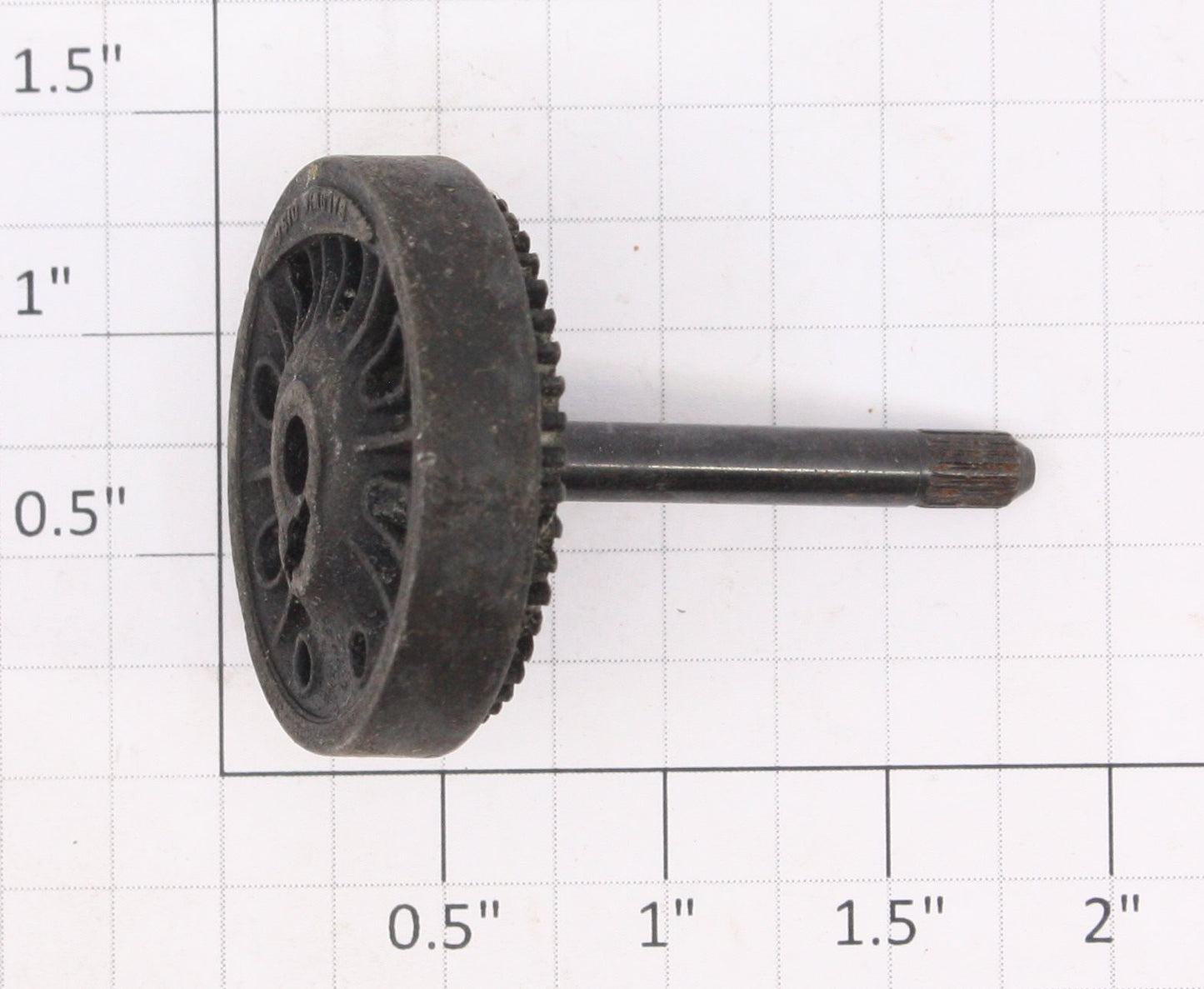 Lionel 226E-10X Baldwin Disc Center Wheel W/Gear and Axle
