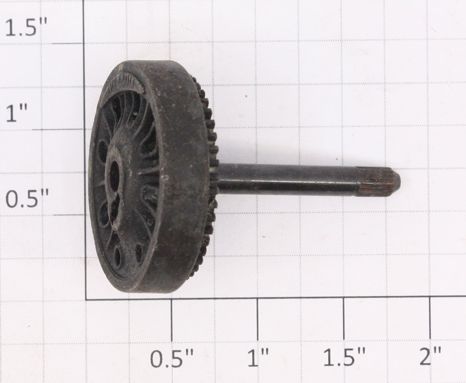 Lionel 226E-10X Baldwin Disc Center Wheel W/Gear and Axle