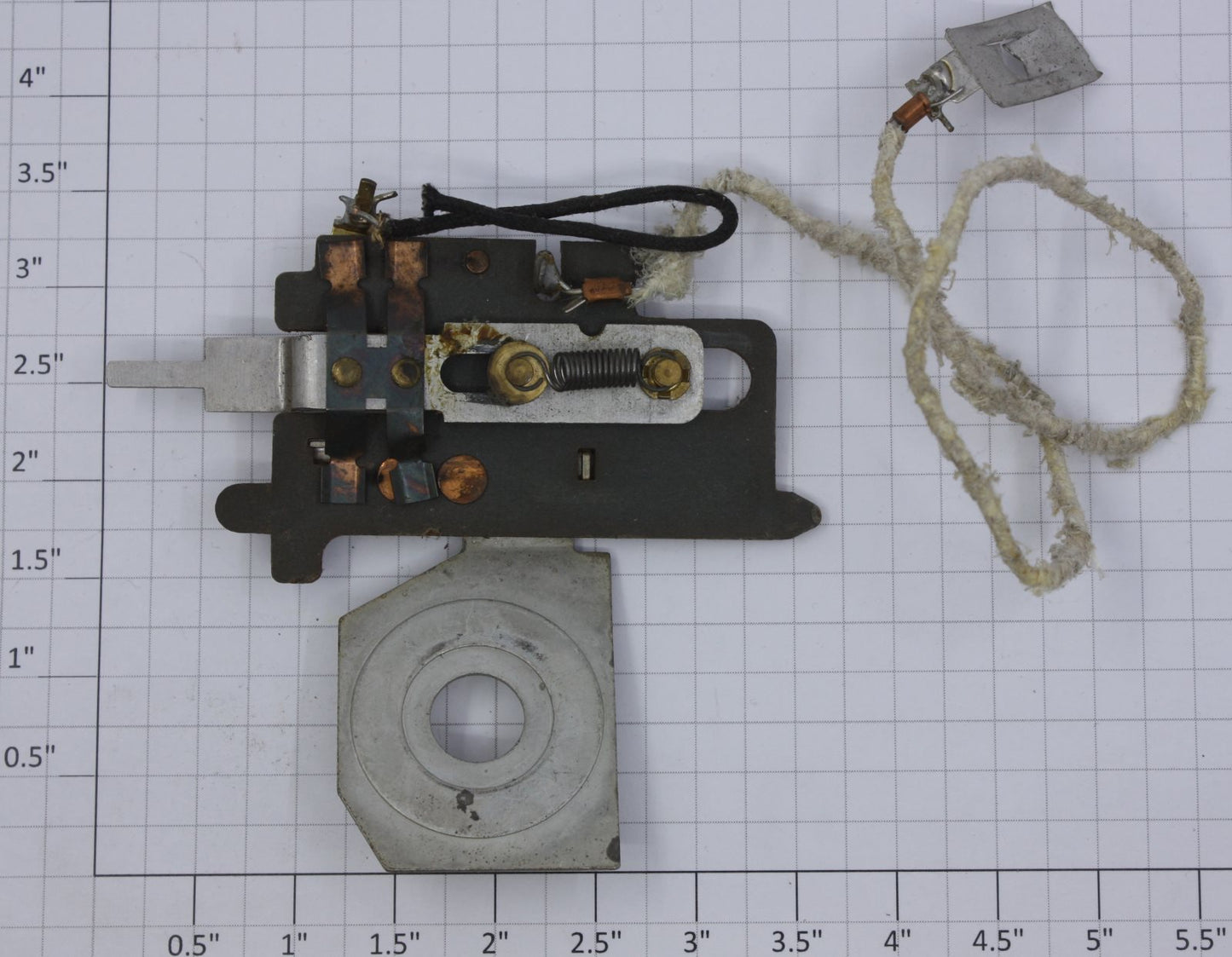 Lionel 22-66 LW/SW Transformer Rectifier Bracket w/ Resistance Wire & Speed Nut