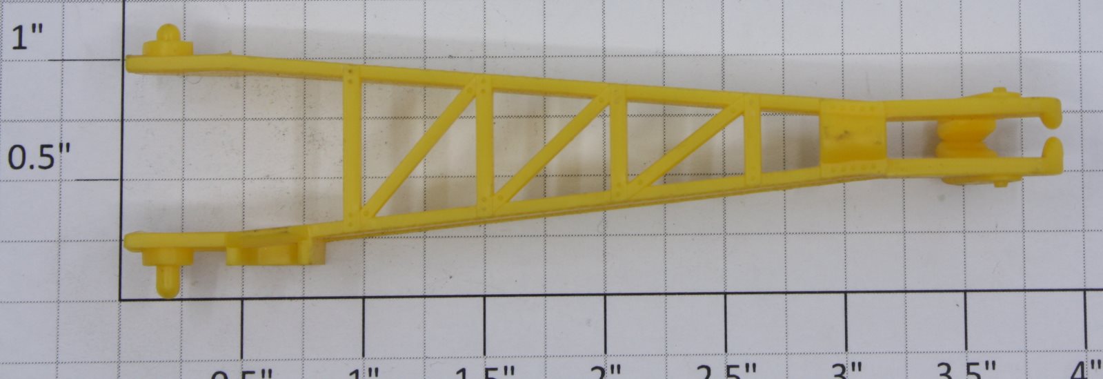 Lionel 6660-7 Plastic Yellow Boom Mast