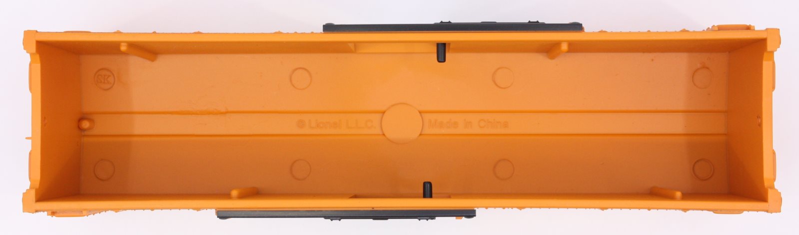 Lionel 27718-2 AT&SF Operating Boxcar Shell #3464