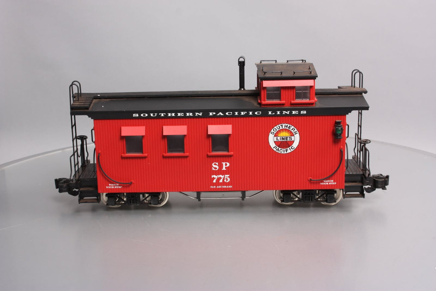 USA Trains 12019 G Southern Pacific Wood Side Caboose #775 (Metal Wheels)