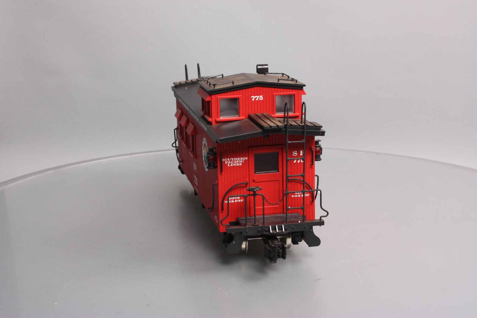 USA Trains 12019 G Southern Pacific Wood Side Caboose #775 (Metal Wheels)