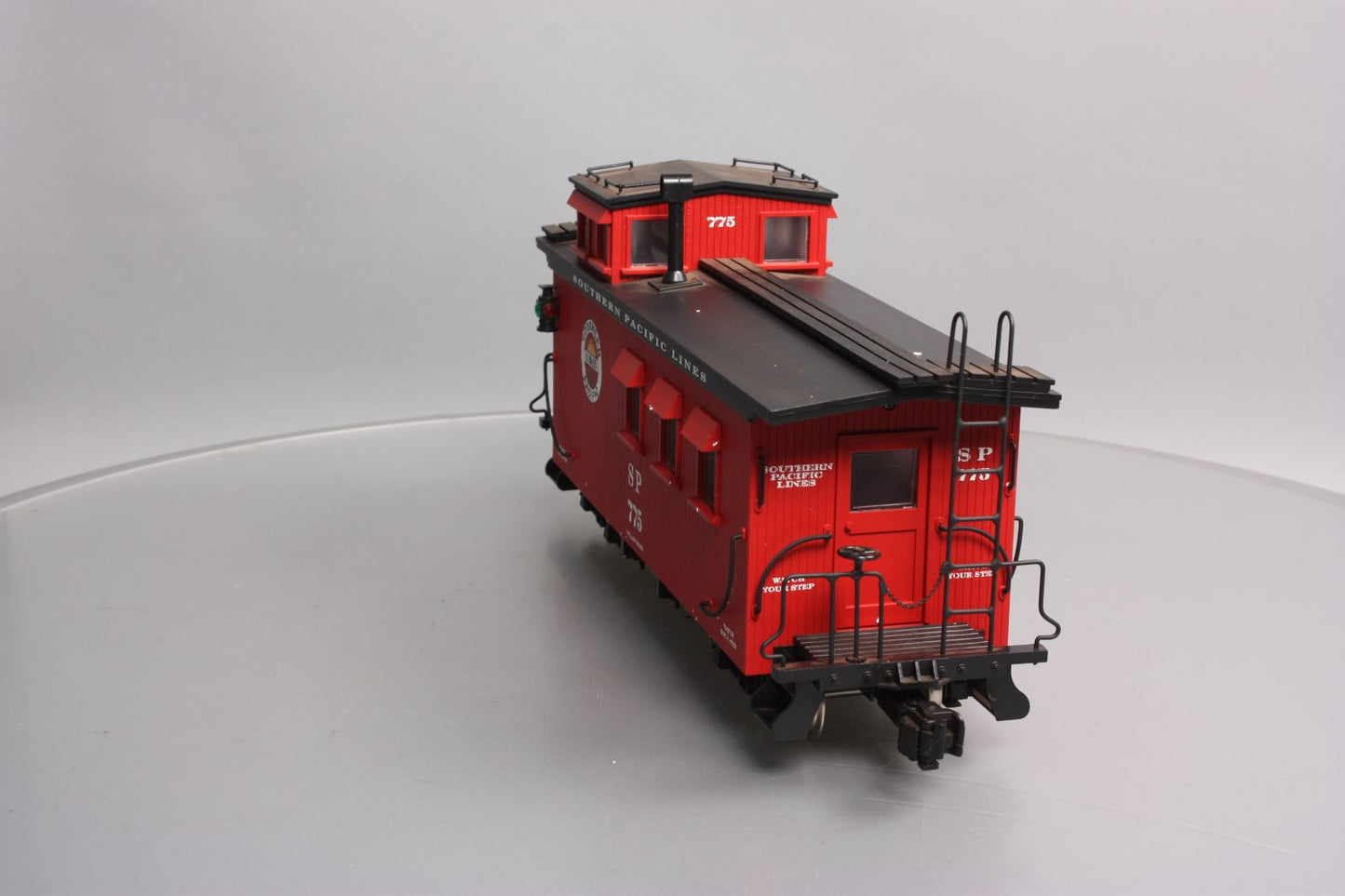 USA Trains 12019 G Southern Pacific Wood Side Caboose #775 (Metal Wheels)