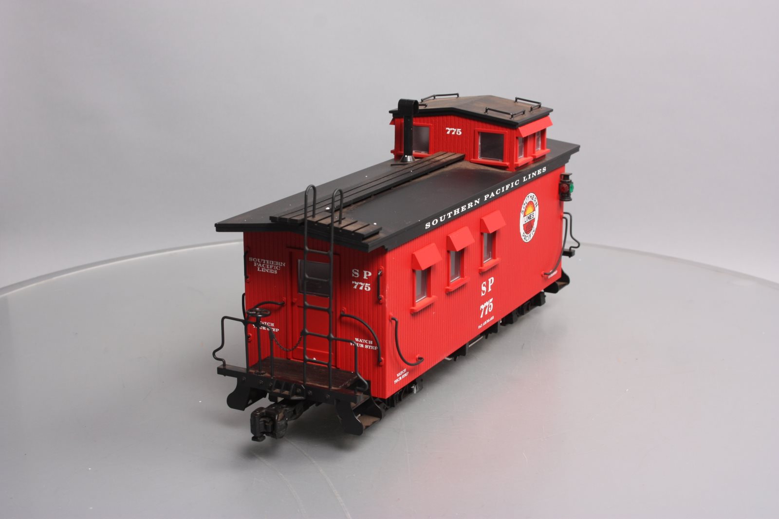 USA Trains 12019 G Southern Pacific Wood Side Caboose #775 (Metal Wheels)