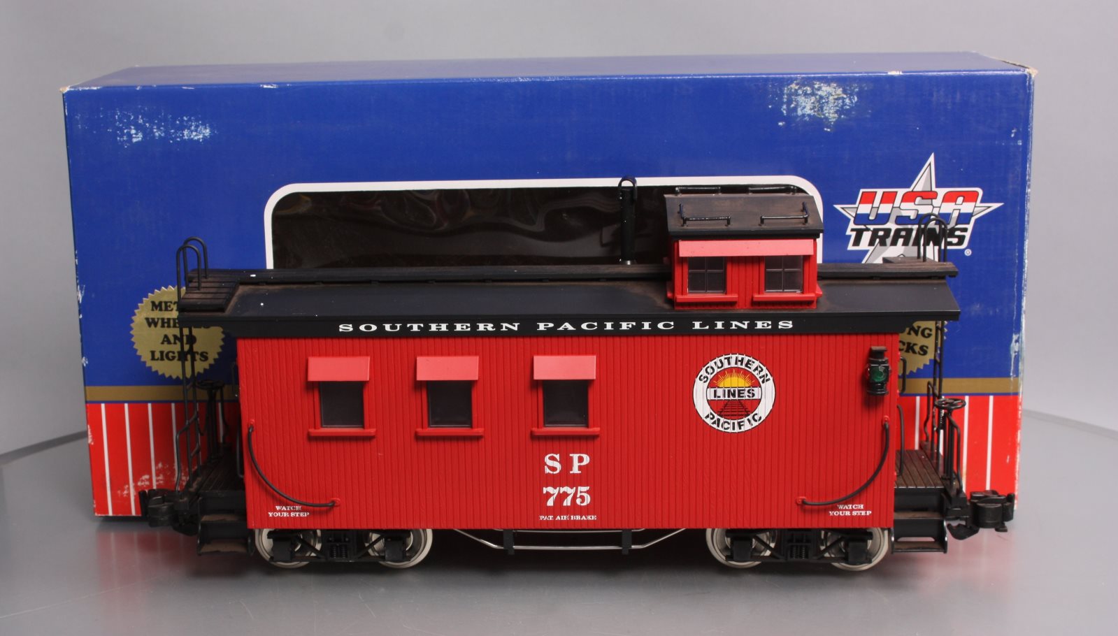 USA Trains 12019 G Southern Pacific Wood Side Caboose #775 (Metal