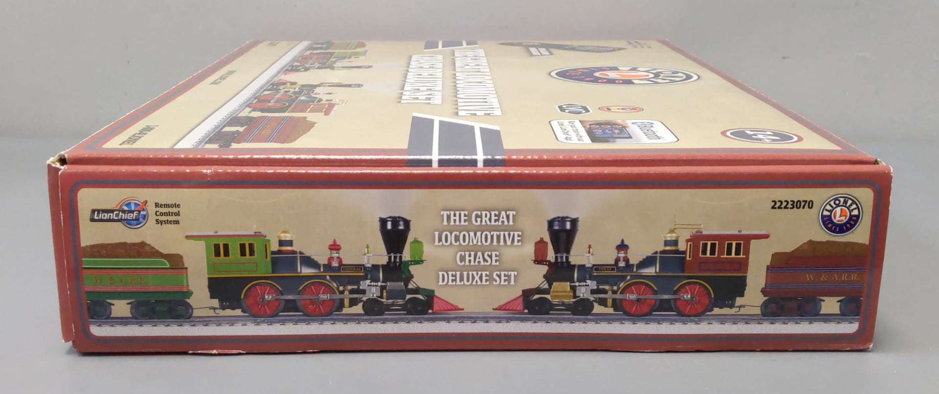 Lionel 2223070 O Gauge Great Loco Chase Deluxe LionChief Train Set with BT 5.0