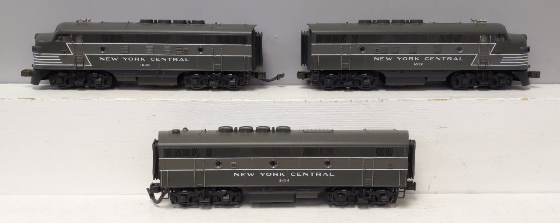 MTH 20-2176-1 O New York Central F-3 ABA Diesel Engine Set #1608/2414/1630 w PS1