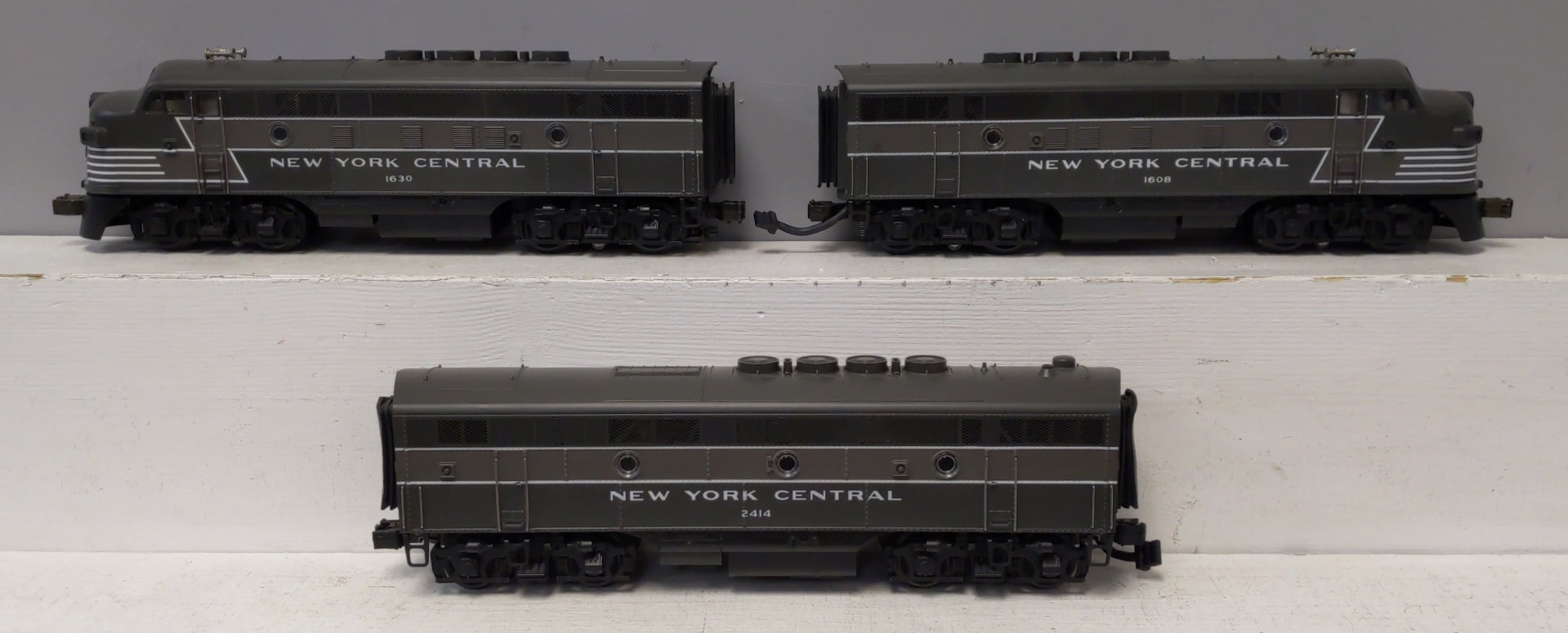 MTH 20-2176-1 O New York Central F-3 ABA Diesel Engine Set #1608/2414/1630 w PS1