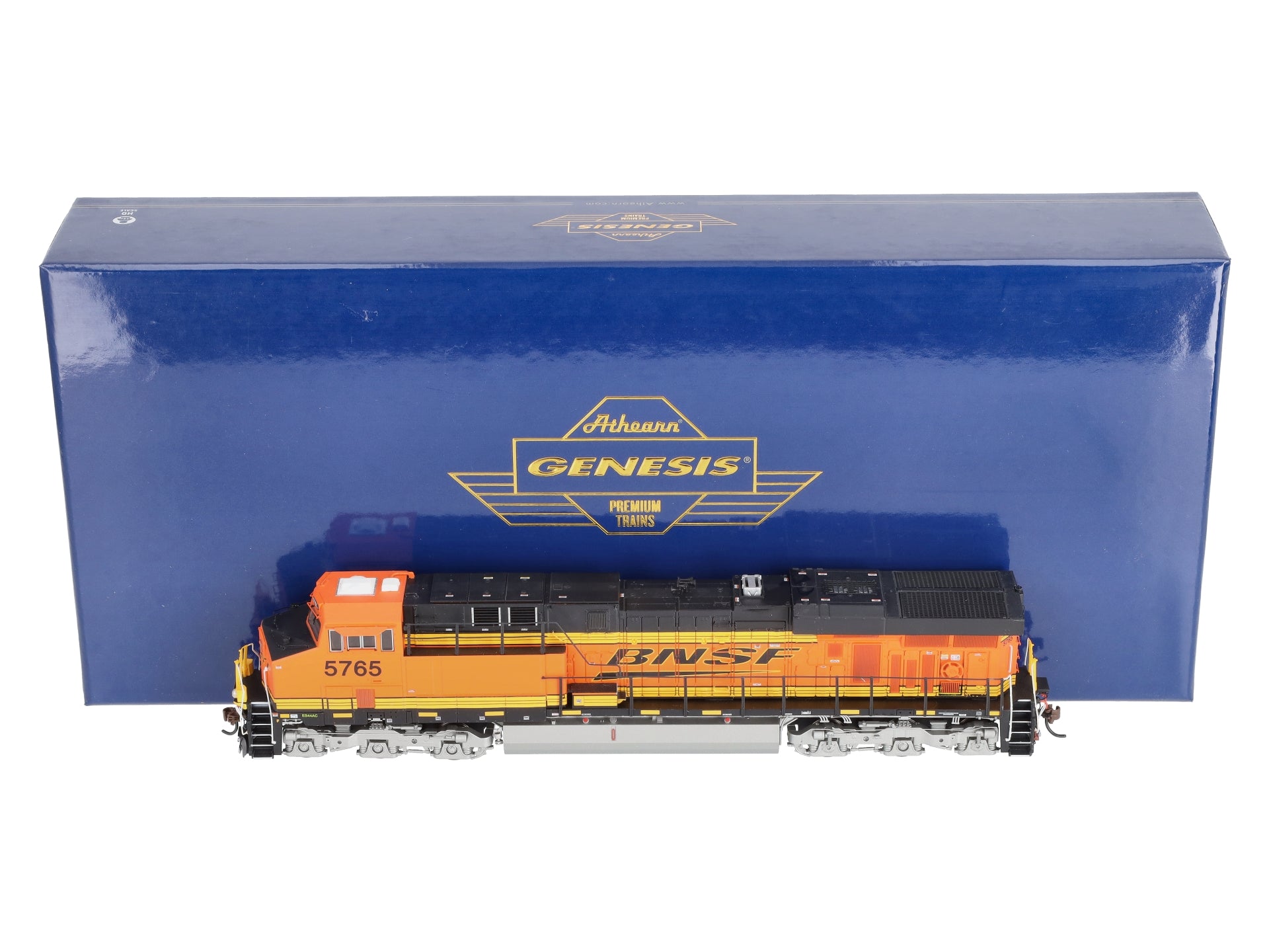Athearn G69789 HO BNSF Railway ES44AC Diesel Locomotive with DCC & Sound #5765
