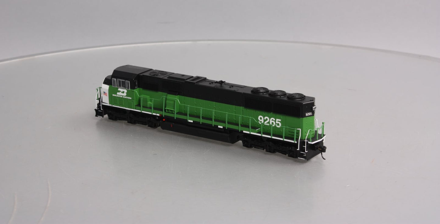 Walthers 910-19700 HO Scale Burlington Northern EMD SD60M Diesel #9265 w/DCC