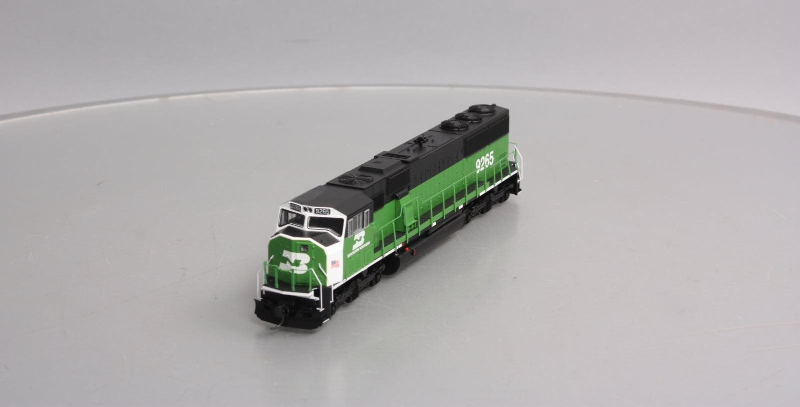Walthers 910-19700 HO Scale Burlington Northern EMD SD60M Diesel #9265 w/DCC