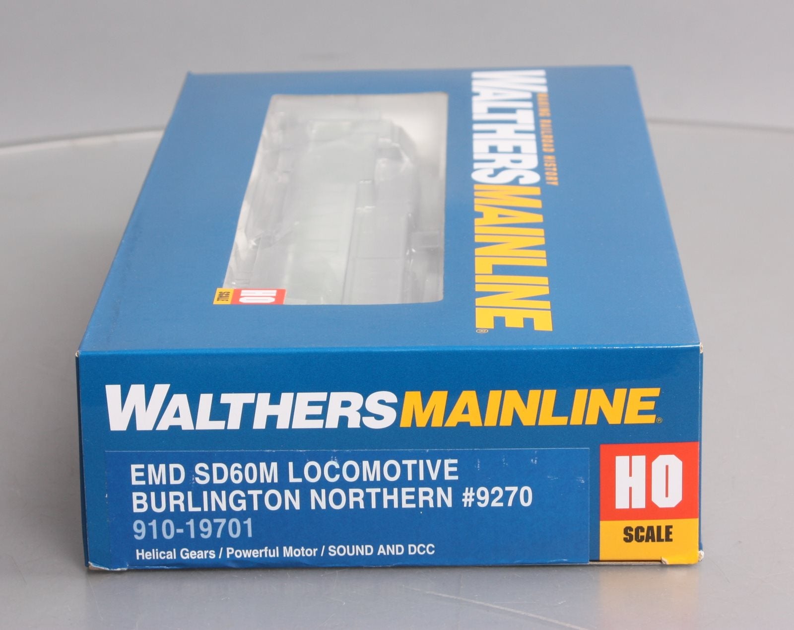 Walthers 910-19701 HO Scale Burlington Northern EMD SD60M Diesel #9270 w/DCC