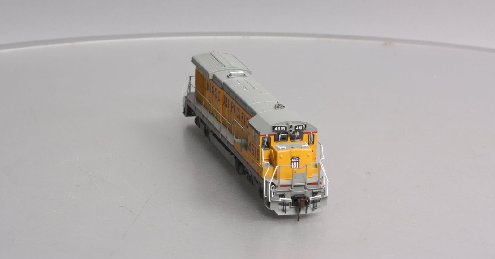 Atlas 10002057 HO Missouri Pacific GE B23-7 Phase 1 Low-Nose Diesel Engine #4619