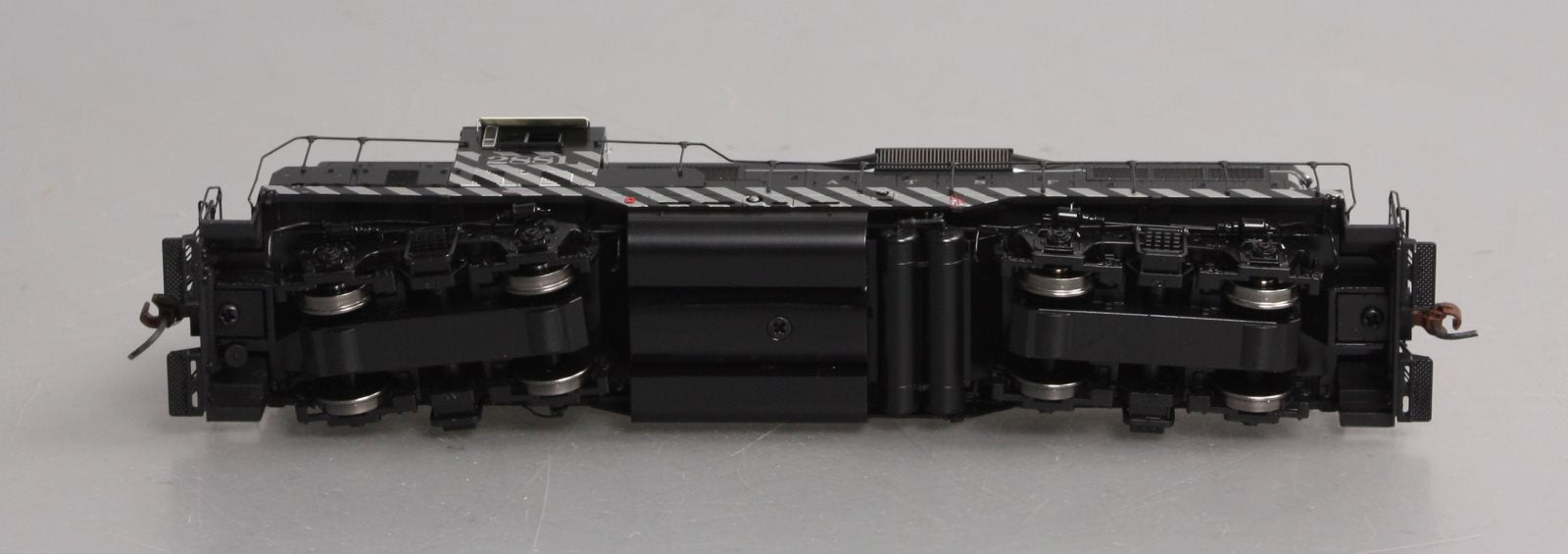Athearn G62634 HO Santa Fe GP7 Dual Service with DCC & Sound Zebra #2881