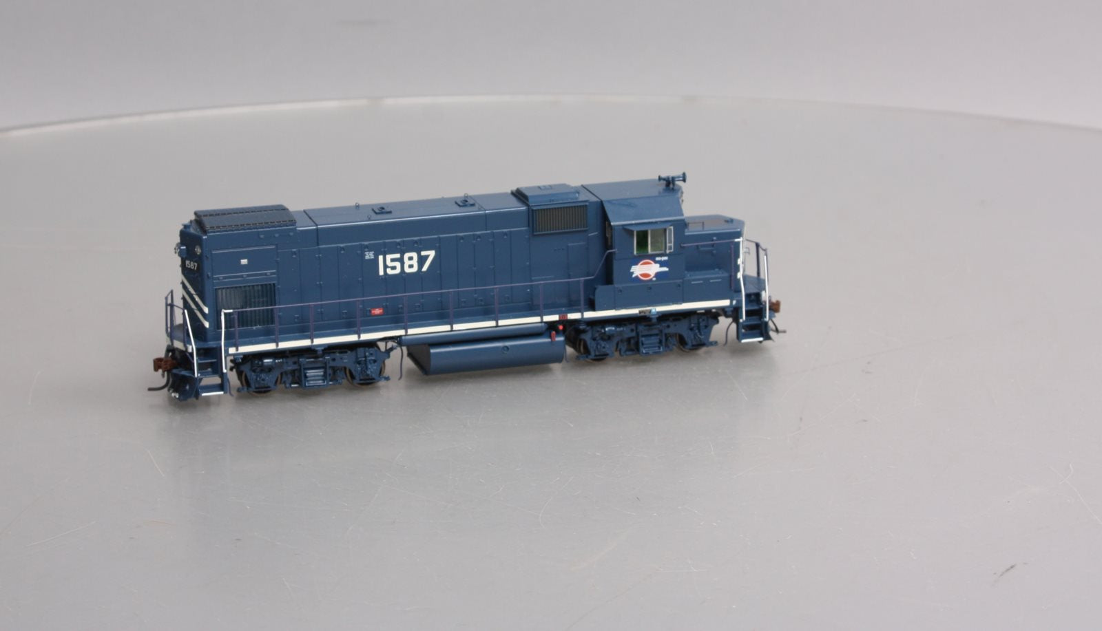 Athearn G68111 HO Missouri Pacific GP15-1 Diesel Locomotive w/DCC & Sound #1587