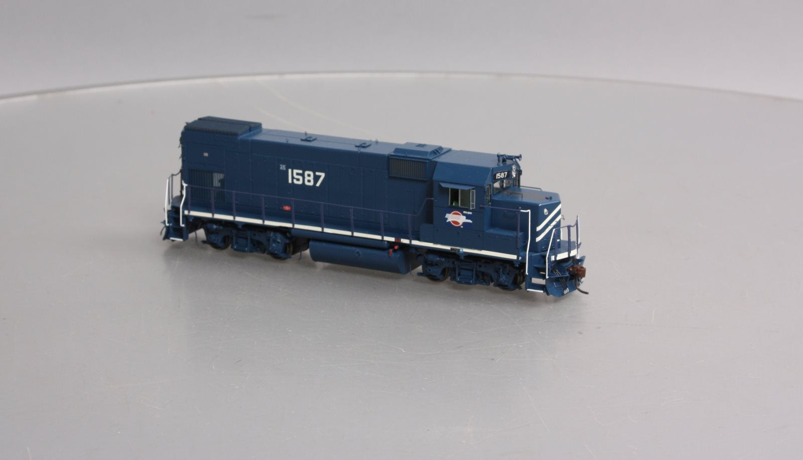 Athearn G68111 HO Missouri Pacific GP15-1 Diesel Locomotive w/DCC & Sound #1587