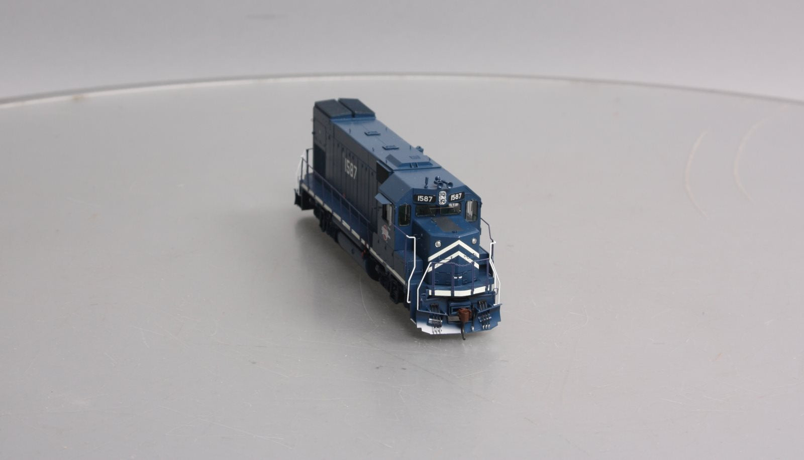 Athearn G68111 HO Missouri Pacific GP15-1 Diesel Locomotive w/DCC & Sound #1587
