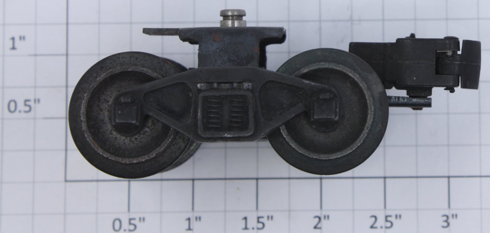 Lionel PT-2X Staple End Freight Car Operating Coupler Truck w/Stud,Tab &Washer