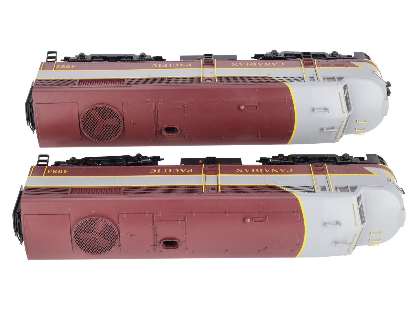 Lionel 1933510 O Canadian Pacific Legacy FA-2 AA Diesel Locomotive #4082/4083