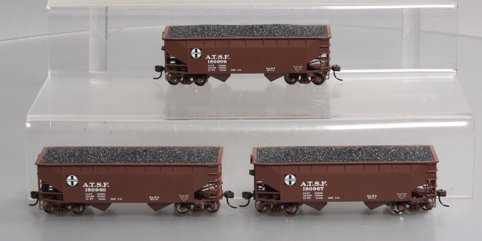 Atlas 20000981 HO ATSF Trainman 2-Bay Offset Hopper (3)