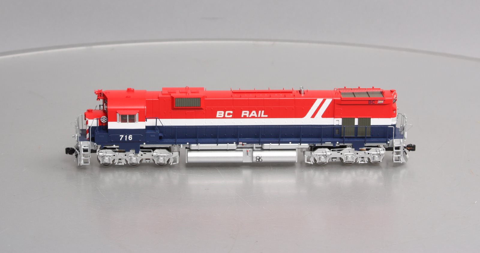 Bowser 24871 HO Scale BC Rail M630 Diesel Locomotive #716