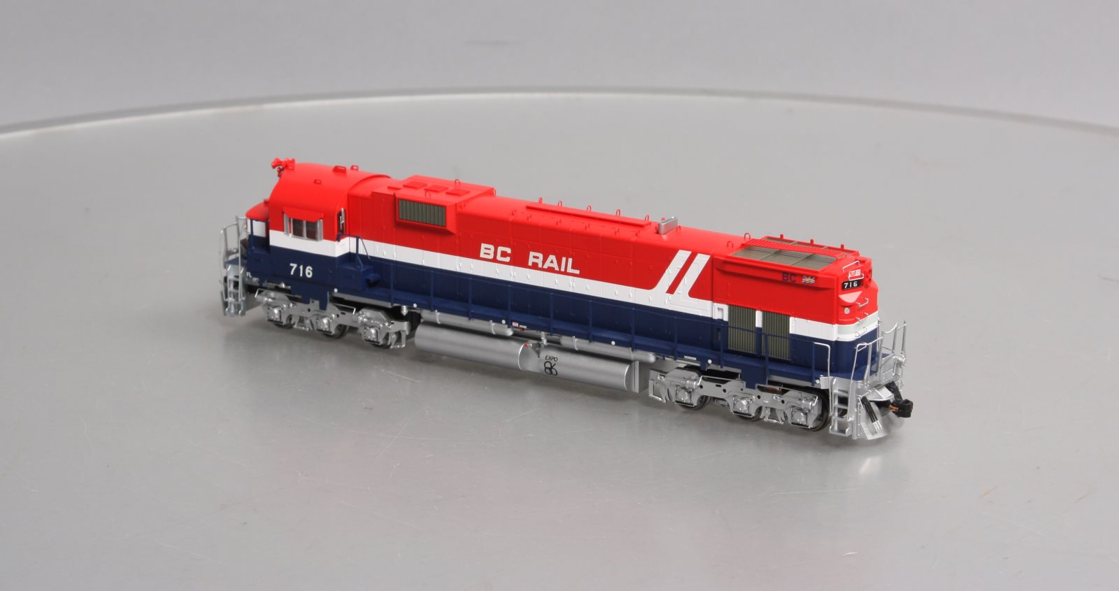 Bowser 24871 HO Scale BC Rail M630 Diesel Locomotive #716