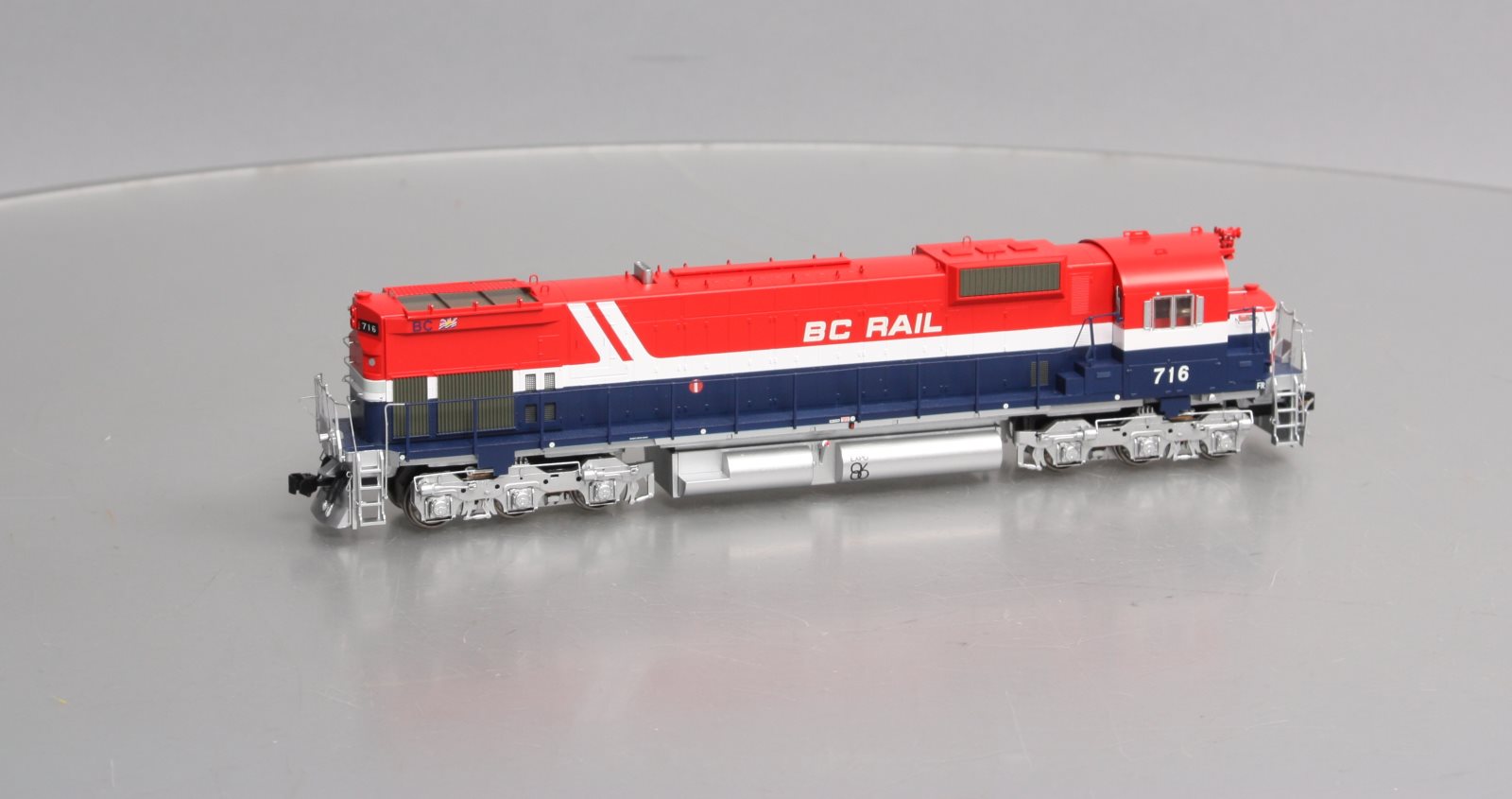 Bowser 24871 HO Scale BC Rail M630 Diesel Locomotive #716