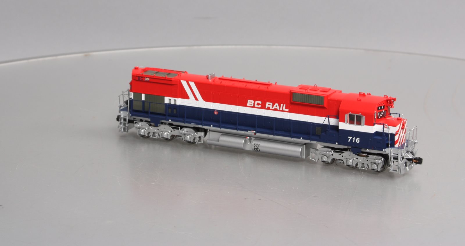 Bowser 24871 HO Scale BC Rail M630 Diesel Locomotive #716