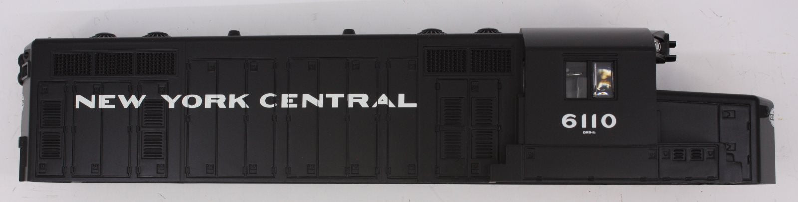 Lionel 28866-2 NYC GP-20 Diesel Locomotive Shell #6110