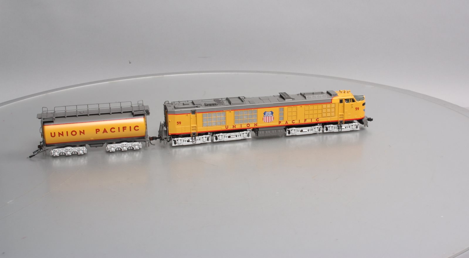 MTH 80-2132-1 HO Union Pacific 4500HP Gas Turbine & Tender Set w/PS 3.0 #59