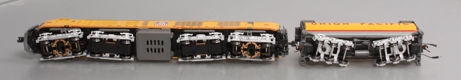 MTH 80-2132-1 HO Union Pacific 4500HP Gas Turbine & Tender Set w/PS 3.0 #59