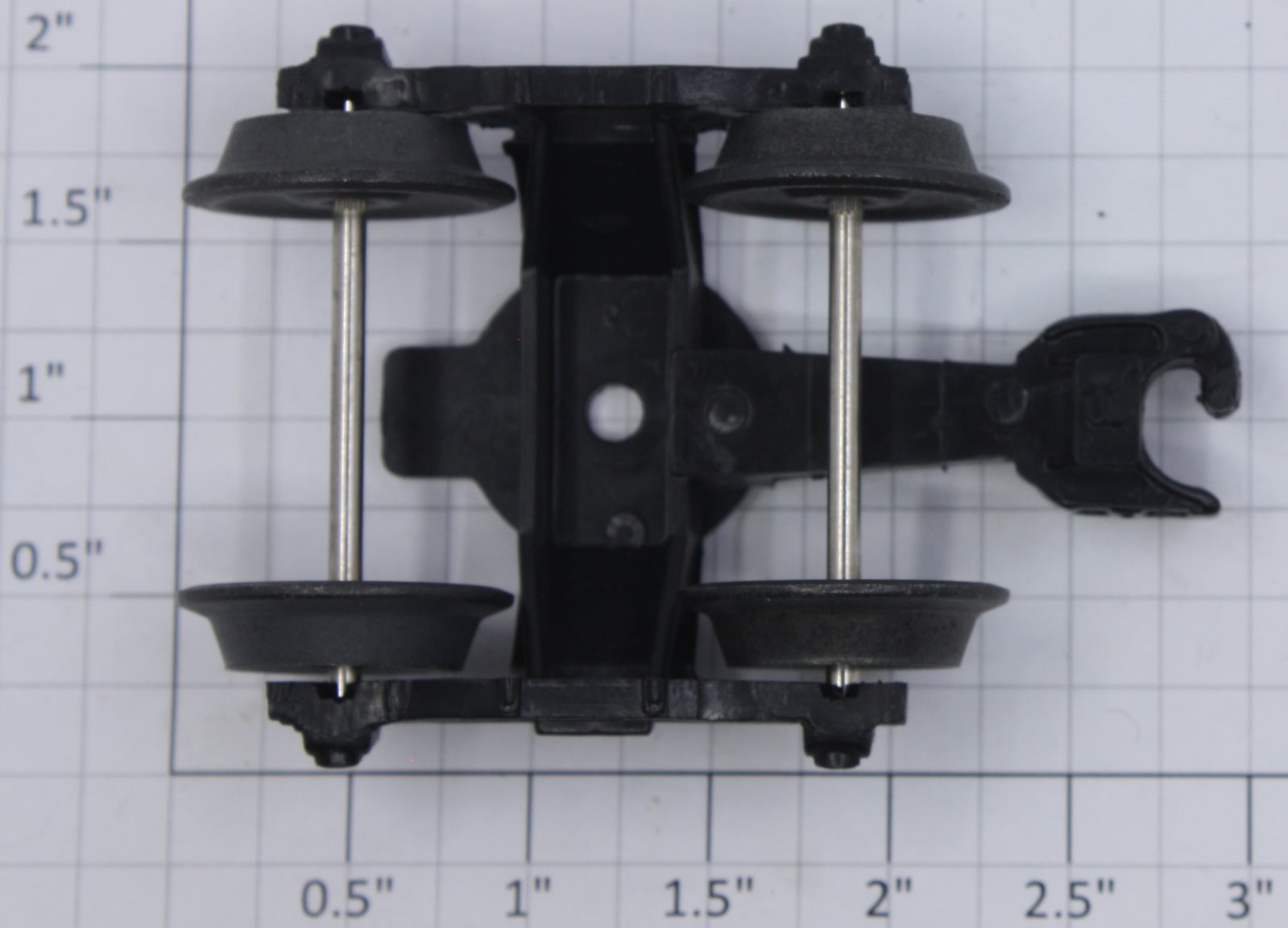Lionel 561-50 Plastic Postwar General Archbar Non-Operating Coupler Truck