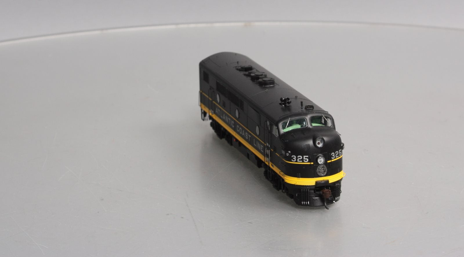 Athearn G22300 HO ACL F2A Freight Diesel Locomotive #325 w/DCC/Sound
