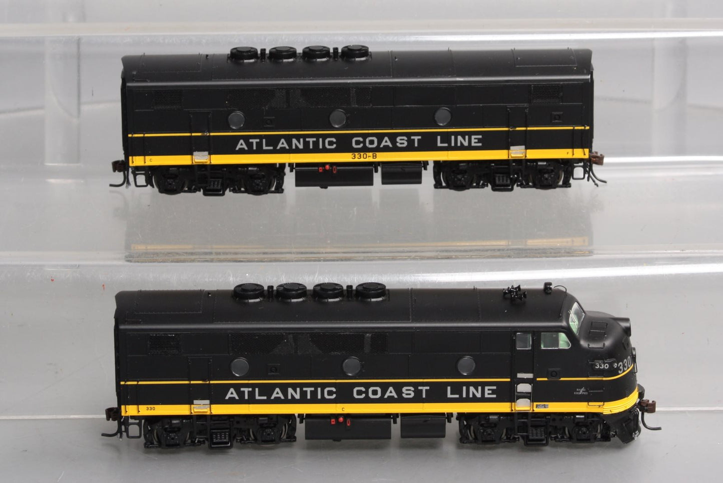 Athearn G22301 HO ACL F2A/B Diesel Locomotive w/DCC & Sound (Set of 2)
