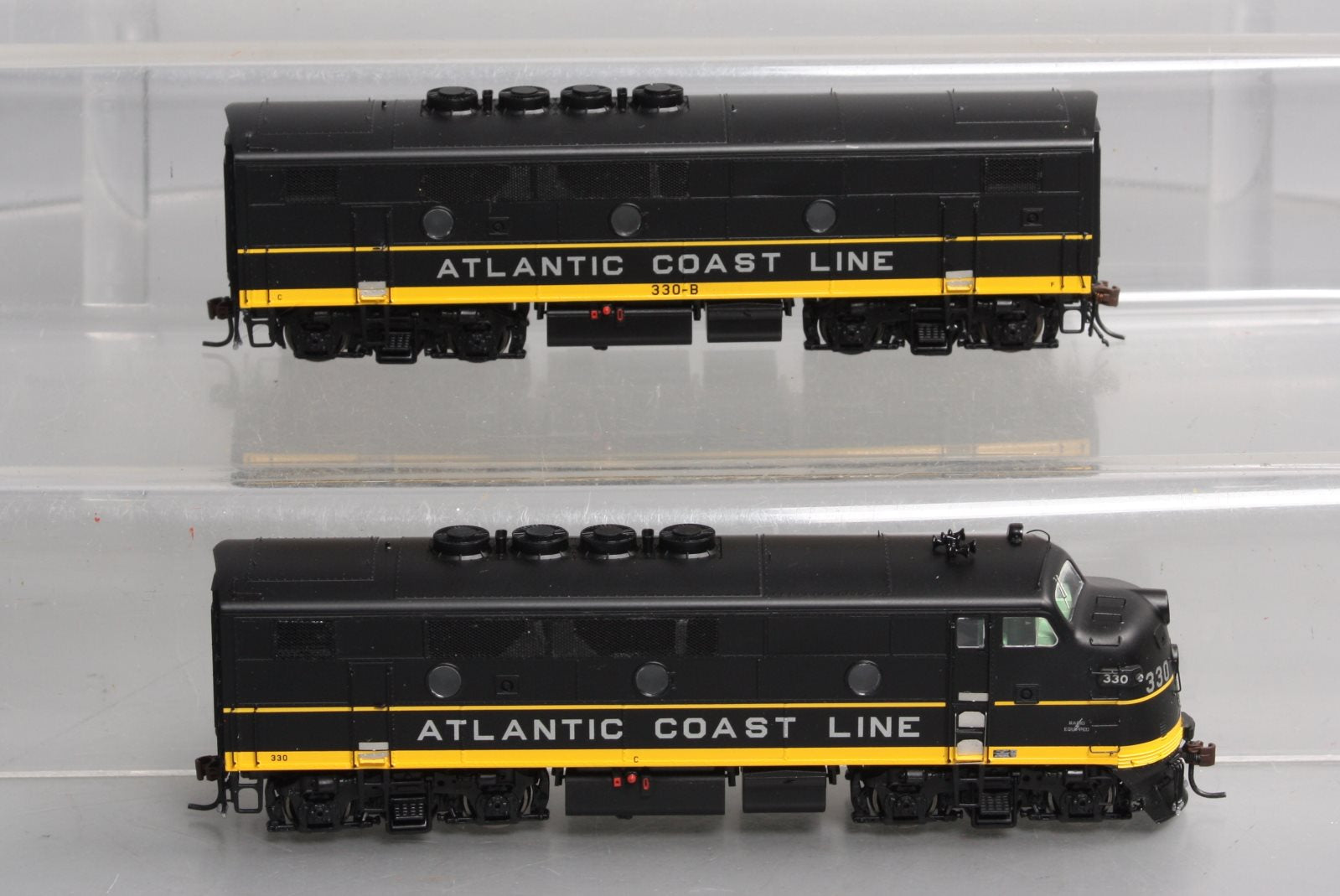 Athearn G22301 HO ACL F2A/B Diesel Locomotive w/DCC & Sound (Set of 2)