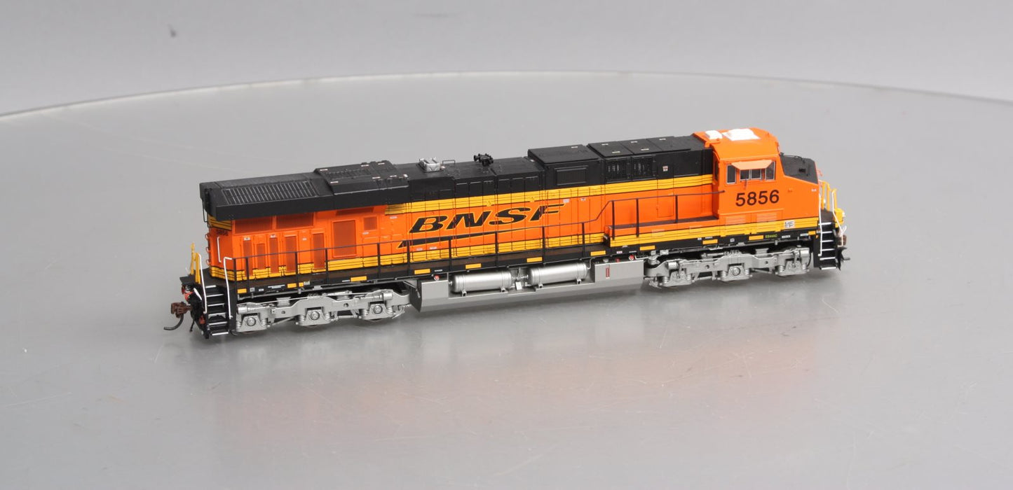 Athearn G69742 HO Burlington Northern Santa Fe ES44AC Diesel Locomotive #5856