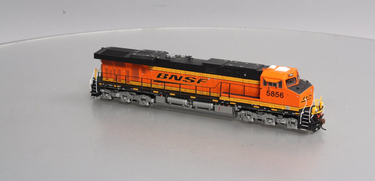 Athearn G69742 HO Burlington Northern Santa Fe ES44AC Diesel Locomotive #5856