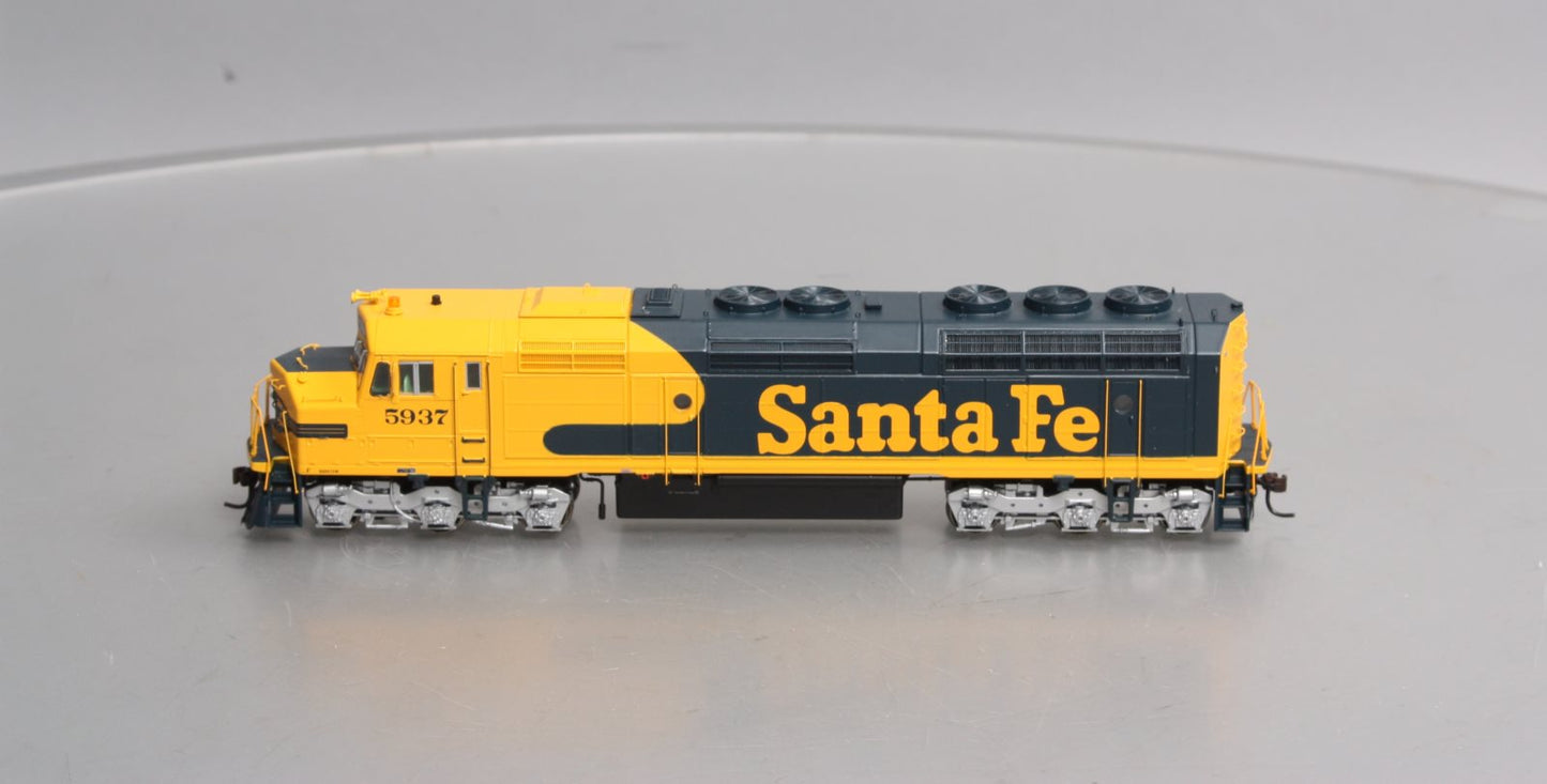 Athearn G67635 HO Santa Fe/Warbonnet F45 Diesel Locomotive w/DCC & Sound #5937